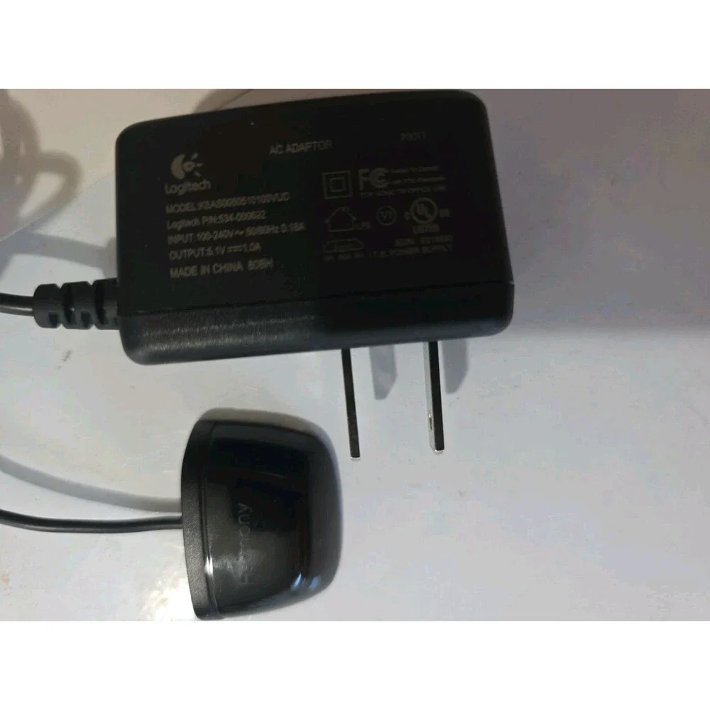 Logitech Harmony Hub O-R0004 + PS3 Adapter E-R0001 – with IR Mini-Blaster